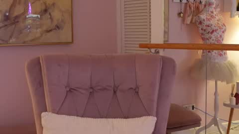 OliviaSway online show from 02.12.26