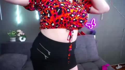Snapshot of oliviaverr chatting on 05.01.26 Oliviaverr online show from 05.01.26