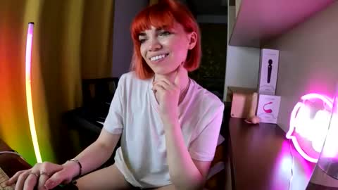 Snapshot of olivka_flower chatting on 04.21.26 Angelina Lina online show from 04.21.26