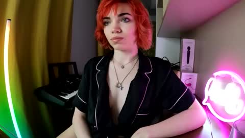 Snapshot of olivka_flower chatting on 04.21.26 Angelina Lina online show from 04.21.26