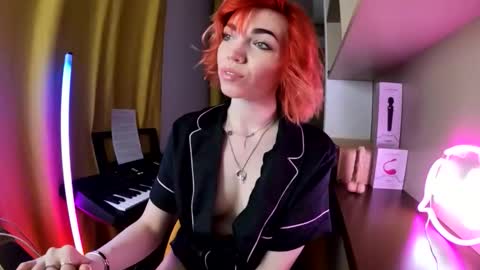 Snapshot of olivka_flower chatting on 04.25.26 Angelina Lina online show from 04.25.26