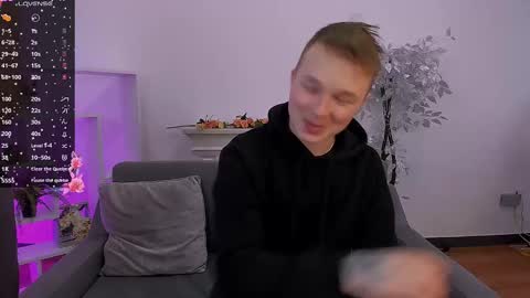 Snapshot of ollistiw chatting on 02.28.25 Olli and Stiw online show from 02.28.25