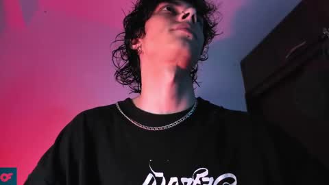 Snapshot of olliver___y chatting on 02.27.25 online show from 02.27.25