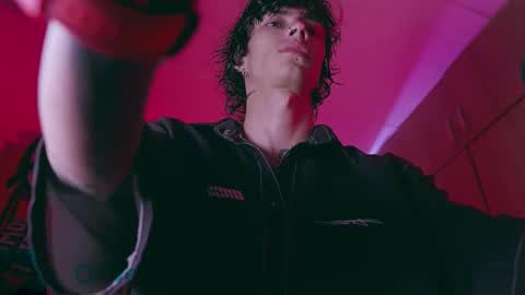 Snapshot of olliver___y chatting on 10.25.25 online show from 10.25.25