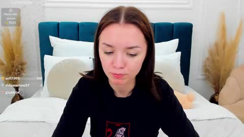 Amely online show from 02.22.25