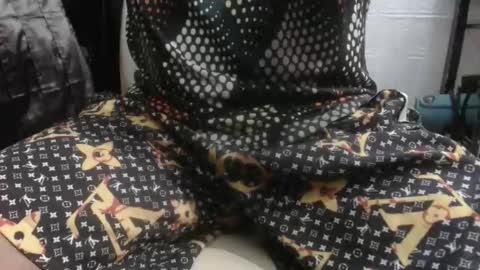 OlySantos online show from 04.20.26