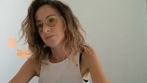 Snapshot of olyra11 chatting on 07.16.26 olyra11 online show from 07.16.26