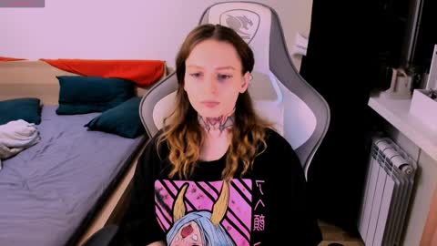 Snapshot of on_yxxx chatting on 12.17.24 on_yxxx online show from 12.17.24