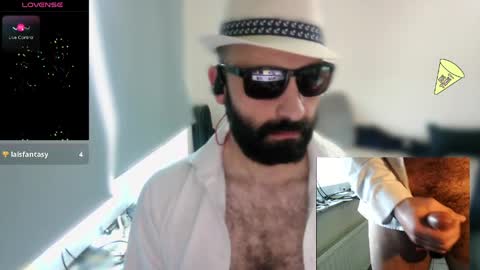 Snapshot of ona_nisme chatting on 04.24.26 ona nisme online show from 04.24.26
