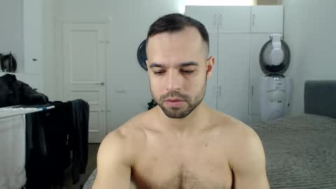 Snapshot of onebestlover chatting on 01.19.26 onebestlover online show from 01.19.26