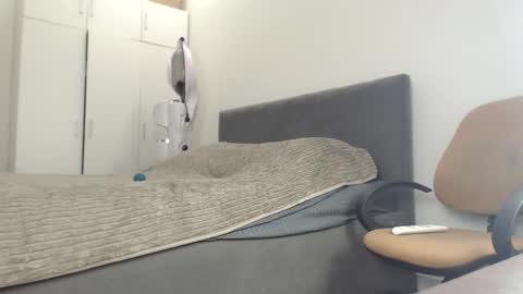 Snapshot of onebestlover chatting on 02.05.26 onebestlover online show from 02.05.26