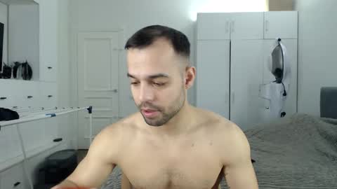 Snapshot of onebestlover chatting on 02.08.26 onebestlover online show from 02.08.26