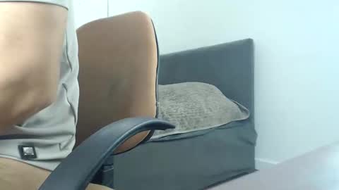 Snapshot of onebestlover chatting on 04.03.26 onebestlover online show from 04.03.26