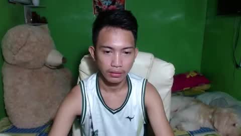 Snapshot of onebigloadxxx chatting on 12.17.24 Wyn Will serve you and be your slave online show from 12.17.24