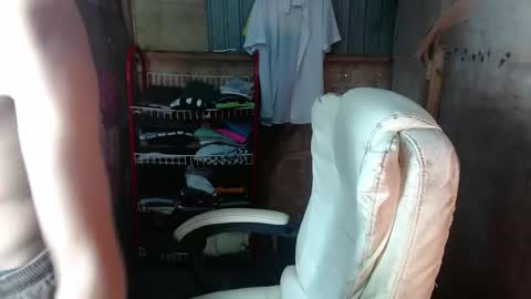 Snapshot of onebigloadxxx chatting on 02.07.25 Wyn Will serve you and be your slave online show from 02.07.25