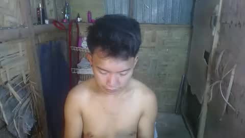 Snapshot of onebigloadxxx chatting on 09.15.25 Wyn Will serve you and be your slave online show from 09.15.25