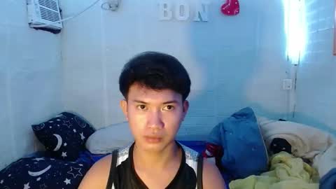 Snapshot of onebigloadxxx chatting on 10.19.25 Wyn Will serve you and be your slave online show from 10.19.25