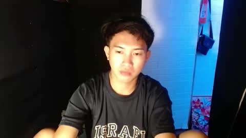 Snapshot of onebigloadxxx chatting on 02.12.26 Wyn Will serve you and be your slave online show from 02.12.26