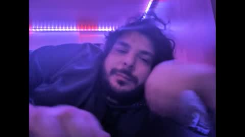 onecrew1 online show from 09.30.25