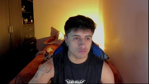 Snapshot of onemore_cum chatting on 04.28.26 YIN MIGUEL online show from 04.28.26