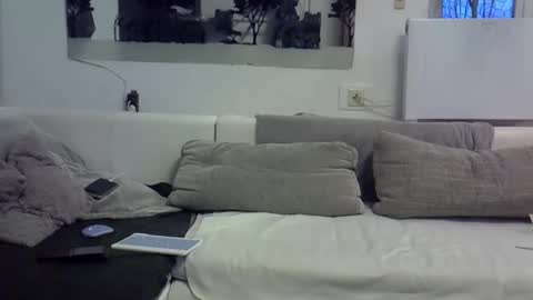 Snapshot of onepussycock chatting on 11.02.25 .....mICha..... online show from 11.02.25