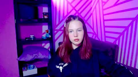 onessandra online show from 09.24.25