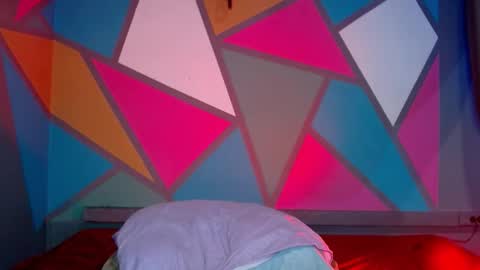 onessandra online show from 02.13.26