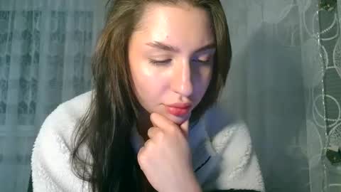 Snapshot of only_barbara chatting on 11.11.25 Barbara online show from 11.11.25