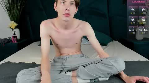 Snapshot of only_eric chatting on 09.21.25 Erick online show from 09.21.25