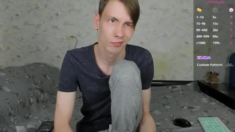 Snapshot of only_eric chatting on 04.10.26 Erick online show from 04.10.26