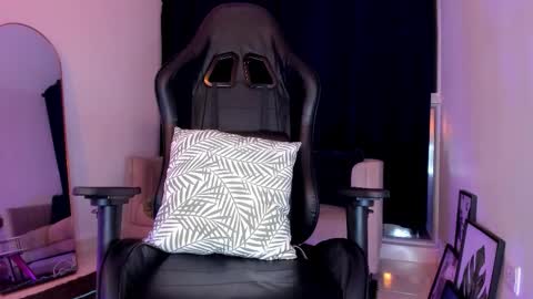 misssaray official online show from 12.14.25