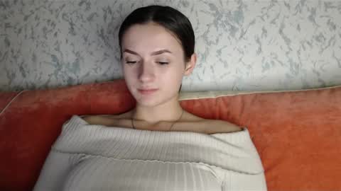 Amalia online show from 12.19.24