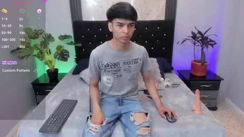 Snapshot of onlyjos_ chatting on 10.25.25 Josh - Schedule 1400 - 2200 online show from 10.25.25