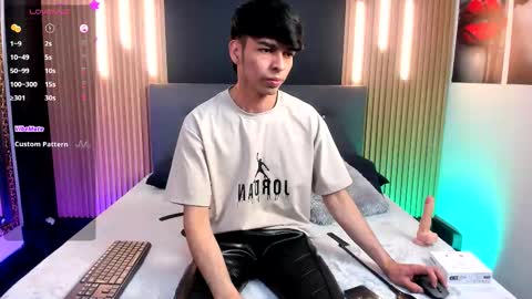 Snapshot of onlyjos_ chatting on 11.20.25 Josh - Schedule 1400 - 2200 online show from 11.20.25