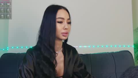 Xandra online show from 01.16.25