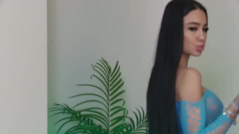 Xandra online show from 02.25.25