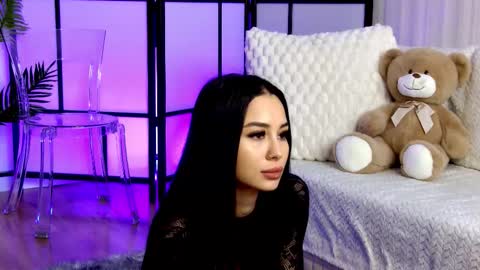 Xandra online show from 11.28.25