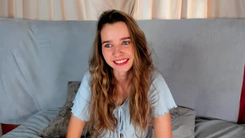 Snapshot of onyxvespera chatting on 04.15.26 onyxvespera online show from 04.15.26