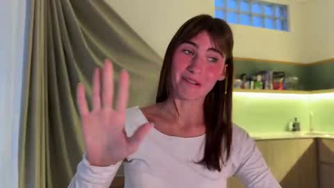 Helen online show from 07.18.26