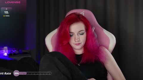 Snapshot of ooliviaa chatting on 10.13.25 Hannah online show from 10.13.25