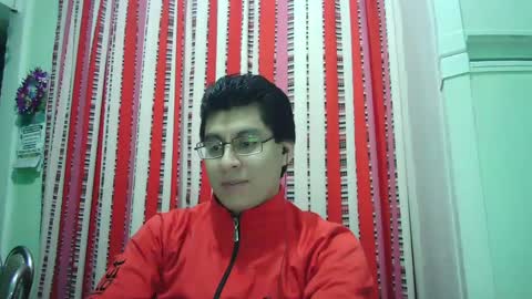 oomaurooo online show from 12.15.24