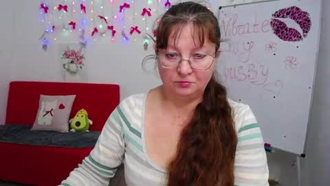 Snapshot of oovanessahotts chatting on 05.02.26 Vanessa online show from 05.02.26