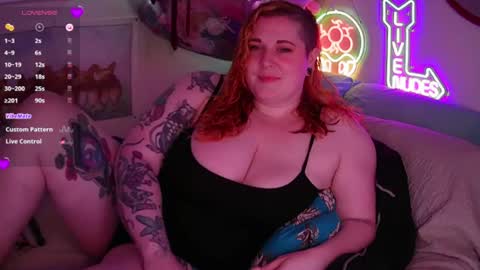 Snapshot of opalreigning chatting on 06.30.26 Opal online show from 06.30.26