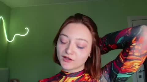 Snapshot of orange___melani chatting on 11.01.25 Melani online show from 11.01.25