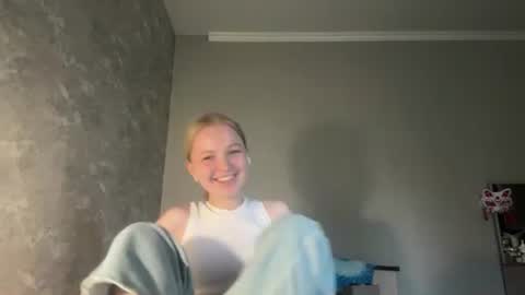 Snapshot of orethaespey chatting on 07.20.26 Ariel online show from 07.20.26