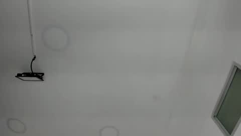 Miss Guzman  online show from 09.28.25