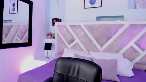 Miss Guzman  online show from 05.26.26
