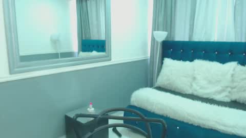 Oriana  online show from 09.14.25