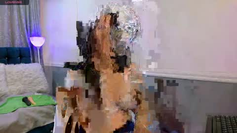 Oriana  online show from 10.07.25