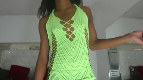 Snapshot of orianadollx chatting on 01.14.25 Oriana online show from 01.14.25